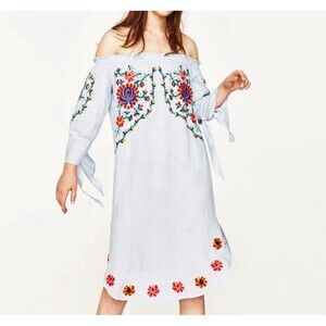 ZARA SKY BLUE LINEN DRESS WITH FLOWERS EMBROIDERY Peasant Boho Sz L